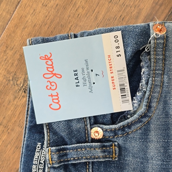 Girls Cat & Jack Flare Jeans - Picture 2 of 4
